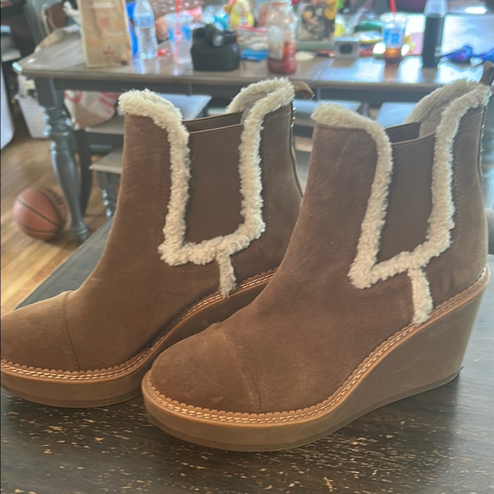 Women's Brown Shearling-Lined Wedge Boots